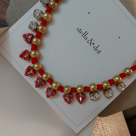 Necklace - Picture 4 of 11